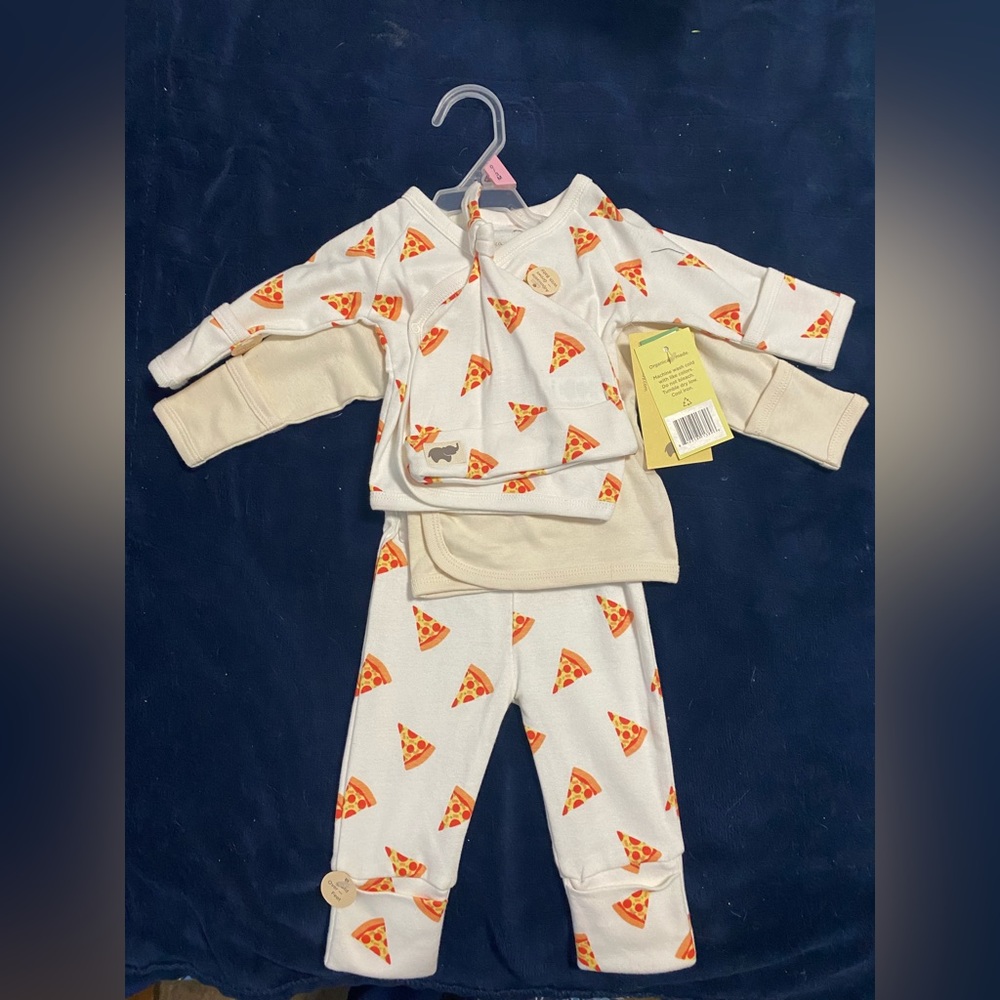 NWT Infant Pizza Outfit